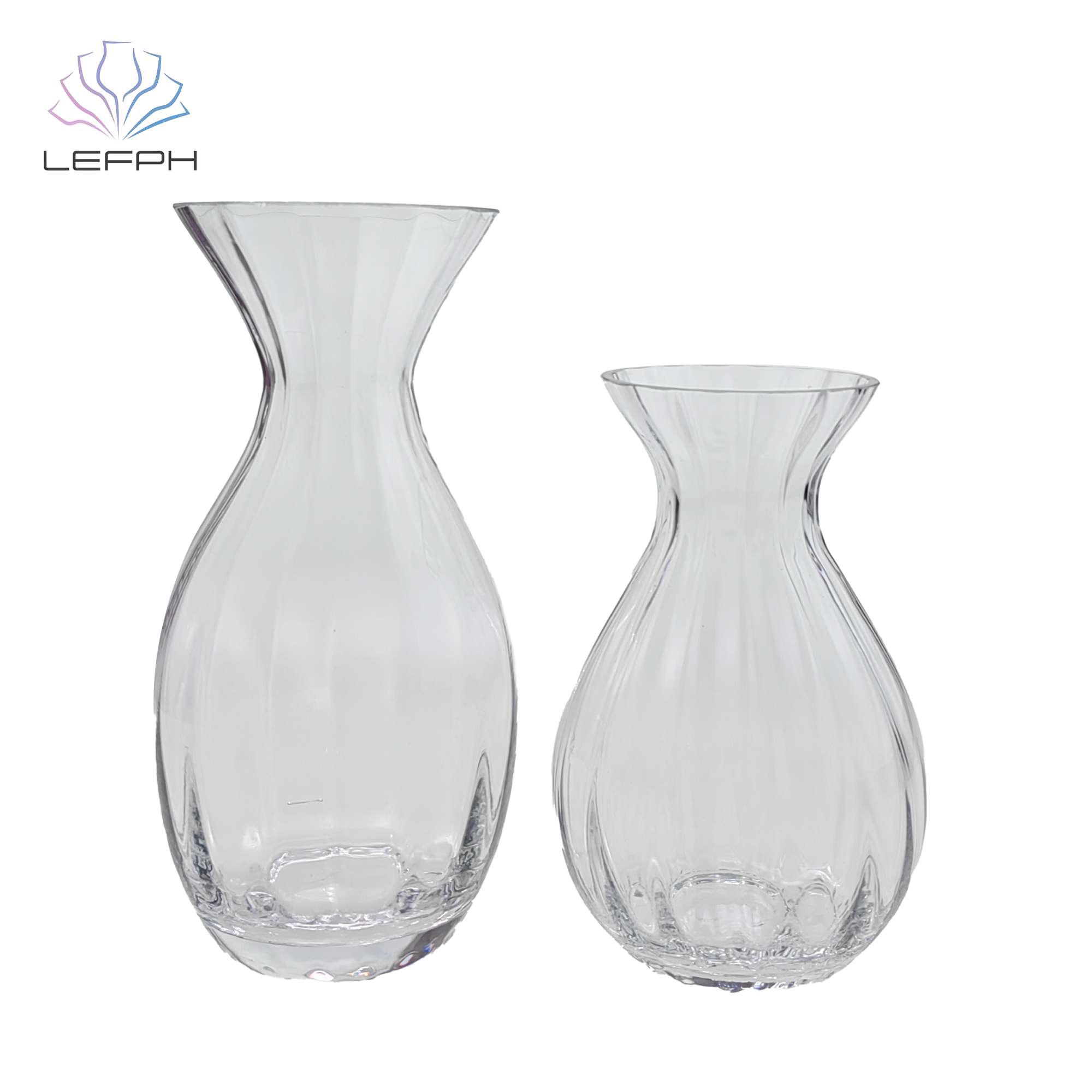 Vertical edged small vase