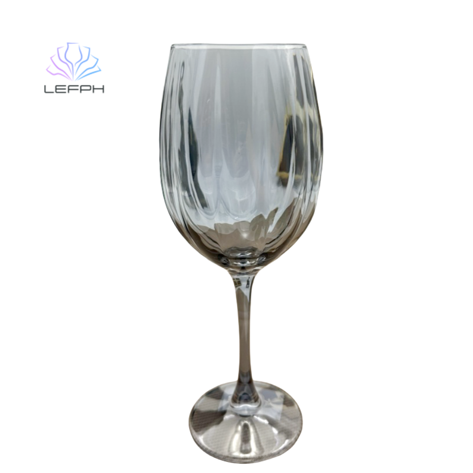 Electroplated black wine glass